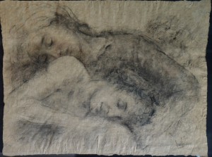 Juanvi, Juan Vicente Barrio, pareja recostados, carboncillo papel artesanal, dibujo 79x60 y marco 91x70 cms. 560 (4)