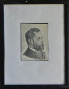 Pinazo Martinez José, personaje del Ateneo de Valencia XIV, dibujo carboncillo papel, 11,50x8,50 y marco 28,50x22,50 cms. 120  (20)