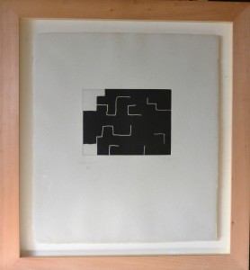 chillida eduardo, Abiagune, grabado aguafuerte, edición 50 ej., numerado y firmado a lápiz, enmarcado y con cristal museo, huella 15x20 cms. papel 47x42 cms. y marco 62x56 cms (2)