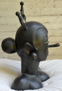 Bellver Fernando , Lola Puñales, Escultura bronce patinado, numerado y firmado 2-13, 42x30x29 cms. (22)