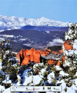 León, El Bierzo - "Paisaje nevado con las Médulas" cartel promoción turística